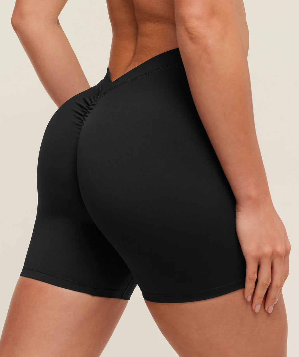 Lifting Dipped Waistband Short